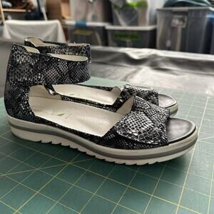 Women’s 9 Wedge Platform Sandals Waldlaufer Marigold German Comfort Tech 935